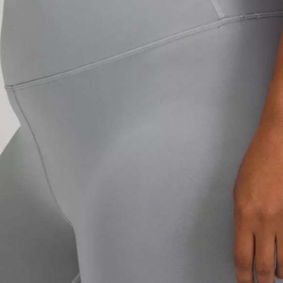 Lululemon wunder train hr tight 25” - Picture 2 of 7